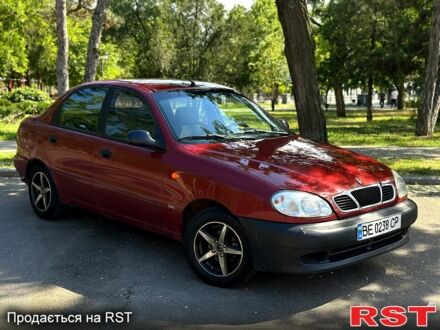 Деу Ланос 2005 у Миколаєві на Automoto.ua Червоний Деу Ланос, об'ємом двигуна 1.5 л та пробігом 0 тис. км за 1750 $, фото 1 на Automoto.ua
