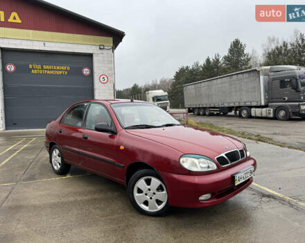 Красный Дэу Ланос, объемом двигателя 1.5 л и пробегом 310 тыс. км за 1850 $, фото 1 на Automoto.ua