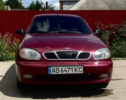 Красный Дэу Ланос, объемом двигателя 1.6 л и пробегом 300 тыс. км за 2700 $, фото 1 на Automoto.ua