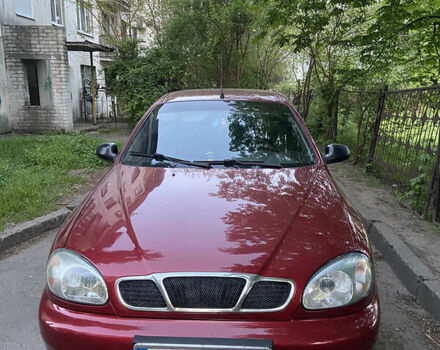 Красный Дэу Ланос, объемом двигателя 1.5 л и пробегом 240 тыс. км за 2600 $, фото 1 на Automoto.ua