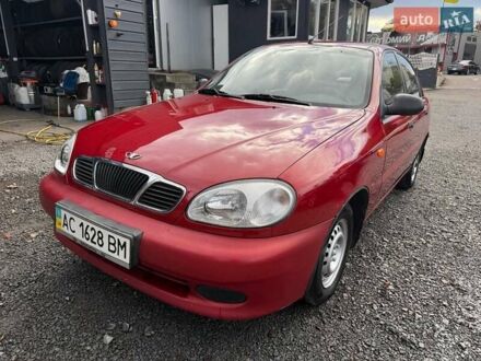 Красный Дэу Ланос, объемом двигателя 1.5 л и пробегом 135 тыс. км за 2450 $, фото 1 на Automoto.ua