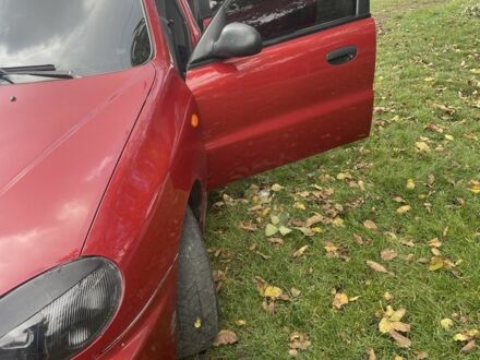 Червоний Деу Ланос, об'ємом двигуна 1.5 л та пробігом 170 тис. км за 2600 $, фото 1 на Automoto.ua