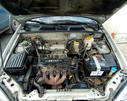 Дэу Ланос, объемом двигателя 1.5 л и пробегом 150 тыс. км за 1950 $, фото 4 на Automoto.ua