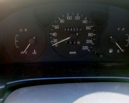 Дэу Ланос, объемом двигателя 1.5 л и пробегом 250 тыс. км за 1300 $, фото 5 на Automoto.ua