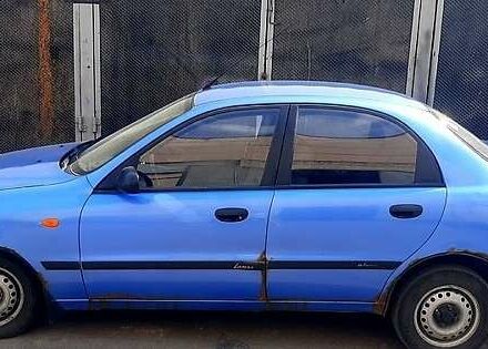 Дэу Ланос, объемом двигателя 1.5 л и пробегом 350 тыс. км за 1600 $, фото 3 на Automoto.ua