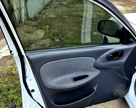 Дэу Ланос, объемом двигателя 1.6 л и пробегом 183 тыс. км за 2200 $, фото 5 на Automoto.ua