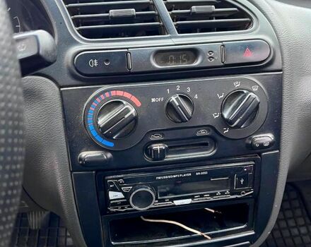 Дэу Ланос, объемом двигателя 1.4 л и пробегом 200 тыс. км за 1350 $, фото 4 на Automoto.ua