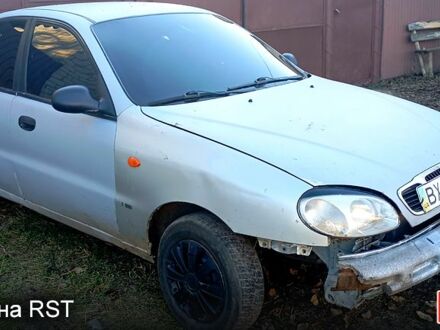 Дэу Ланос 1998 в Путивле на Automoto.ua Дэу Ланос, объемом двигателя 15 л и пробегом 200 тыс. км за 1250 $, фото 1 на Automoto.ua