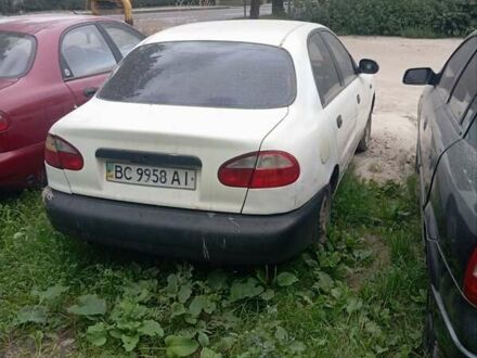 Деу Ланос, об'ємом двигуна 1.3 л та пробігом 180 тис. км за 650 $, фото 1 на Automoto.ua