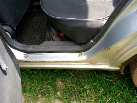Деу Ланос, об'ємом двигуна 1.5 л та пробігом 300 тис. км за 1500 $, фото 1 на Automoto.ua
