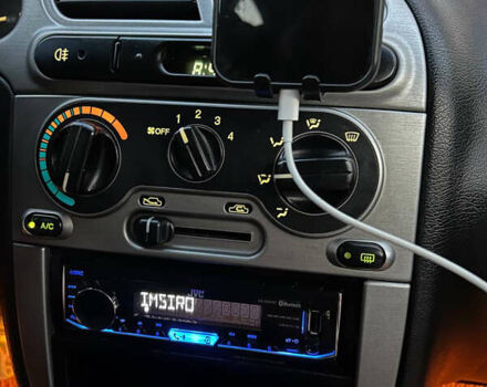 Жовтий Деу Ланос, об'ємом двигуна 1.6 л та пробігом 132 тис. км за 4150 $, фото 11 на Automoto.ua