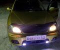 Желтый Дэу Ланос, объемом двигателя 1.5 л и пробегом 200 тыс. км за 2200 $, фото 1 на Automoto.ua