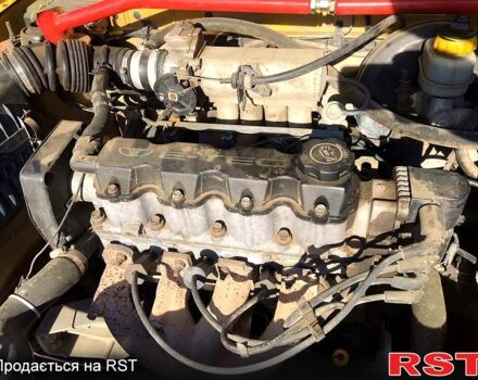 Дэу Ланос 2002 в Днепре (Днепропетровске) на Automoto.ua Желтый Дэу Ланос, объемом двигателя 1.5 л и пробегом 113 тыс. км за 1100 $, фото 5 на Automoto.ua