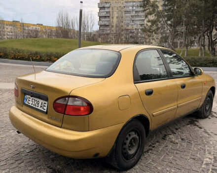 Желтый Дэу Ланос, объемом двигателя 1.5 л и пробегом 167 тыс. км за 2300 $, фото 3 на Automoto.ua