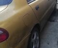 Желтый Дэу Ланос, объемом двигателя 1.5 л и пробегом 272 тыс. км за 2000 $, фото 5 на Automoto.ua