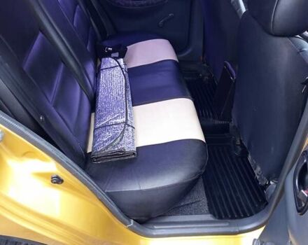 Желтый Дэу Ланос, объемом двигателя 1.3 л и пробегом 245 тыс. км за 2550 $, фото 5 на Automoto.ua