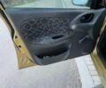 Желтый Дэу Ланос, объемом двигателя 1.3 л и пробегом 200 тыс. км за 1400 $, фото 5 на Automoto.ua