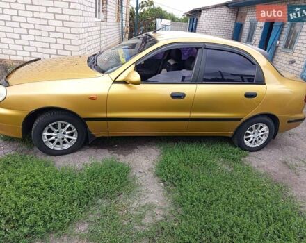Желтый Дэу Ланос, объемом двигателя 1.3 л и пробегом 245 тыс. км за 2550 $, фото 2 на Automoto.ua