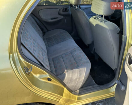 Жовтий Деу Ланос, об'ємом двигуна 1.5 л та пробігом 268 тис. км за 1800 $, фото 11 на Automoto.ua