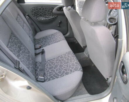 Дэу Ланос 2004 в Днепре (Днепропетровске) на Automoto.ua Желтый Дэу Ланос, объемом двигателя 1.5 л и пробегом 147 тыс. км за 3500 $, фото 12 на Automoto.ua