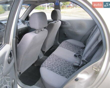 Дэу Ланос 2004 в Днепре (Днепропетровске) на Automoto.ua Желтый Дэу Ланос, объемом двигателя 1.5 л и пробегом 147 тыс. км за 3500 $, фото 10 на Automoto.ua