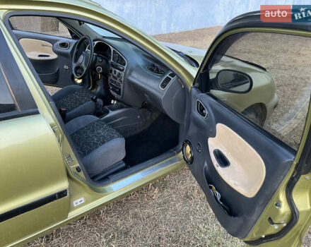 Жовтий Деу Ланос, об'ємом двигуна 1.5 л та пробігом 133 тис. км за 2500 $, фото 5 на Automoto.ua
