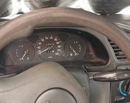 Жовтий Деу Ланос, об'ємом двигуна 1.5 л та пробігом 141 тис. км за 3200 $, фото 1 на Automoto.ua