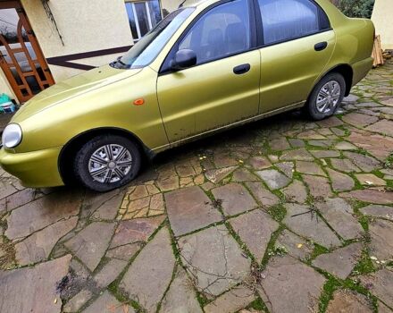 Желтый Дэу Ланос, объемом двигателя 1.5 л и пробегом 125 тыс. км за 2400 $, фото 3 на Automoto.ua