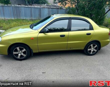 Желтый Дэу Ланос, объемом двигателя 1.5 л и пробегом 247 тыс. км за 3500 $, фото 6 на Automoto.ua