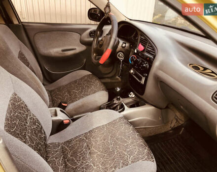 Жовтий Деу Ланос, об'ємом двигуна 1.39 л та пробігом 240 тис. км за 1700 $, фото 13 на Automoto.ua