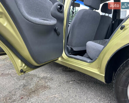 Жовтий Деу Ланос, об'ємом двигуна 1.4 л та пробігом 64 тис. км за 2550 $, фото 9 на Automoto.ua