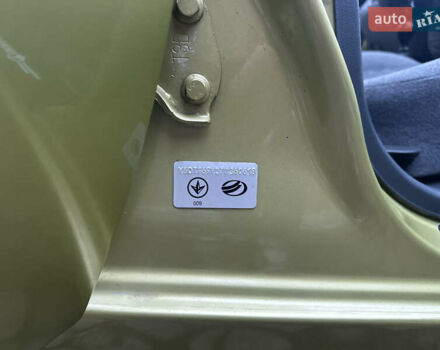 Жовтий Деу Ланос, об'ємом двигуна 1.5 л та пробігом 145 тис. км за 2850 $, фото 29 на Automoto.ua