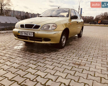 Жовтий Деу Ланос, об'ємом двигуна 1.39 л та пробігом 240 тис. км за 1700 $, фото 3 на Automoto.ua