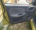 Желтый Дэу Ланос, объемом двигателя 1.4 л и пробегом 110 тыс. км за 2100 $, фото 3 на Automoto.ua