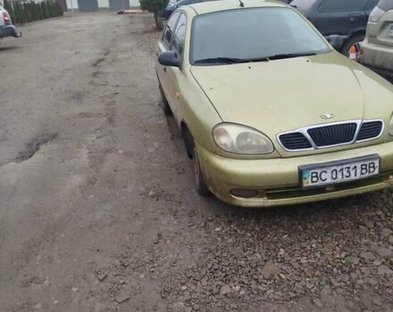 Желтый Дэу Ланос, объемом двигателя 1.5 л и пробегом 200 тыс. км за 1300 $, фото 1 на Automoto.ua