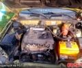 Желтый Дэу Ланос, объемом двигателя 1.4 л и пробегом 300 тыс. км за 1300 $, фото 1 на Automoto.ua
