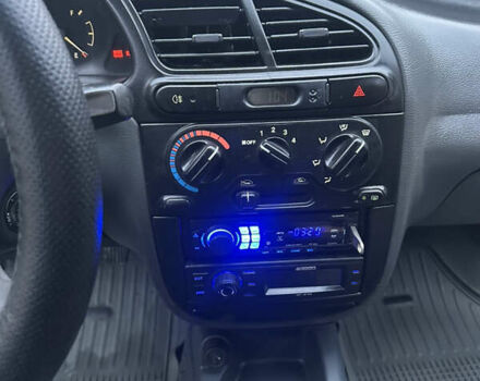 Жовтий Деу Ланос, об'ємом двигуна 1.5 л та пробігом 145 тис. км за 2850 $, фото 33 на Automoto.ua