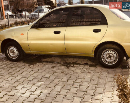 Жовтий Деу Ланос, об'ємом двигуна 1.39 л та пробігом 240 тис. км за 1700 $, фото 9 на Automoto.ua