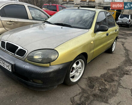 Желтый Дэу Ланос, объемом двигателя 1.5 л и пробегом 160 тыс. км за 2000 $, фото 4 на Automoto.ua