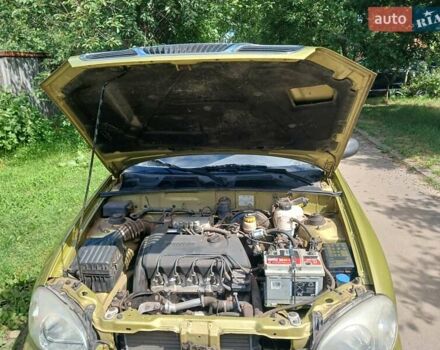 Желтый Дэу Ланос, объемом двигателя 1.39 л и пробегом 105 тыс. км за 2650 $, фото 2 на Automoto.ua