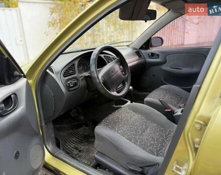Жовтий Деу Ланос, об'ємом двигуна 1.5 л та пробігом 200 тис. км за 1500 $, фото 1 на Automoto.ua
