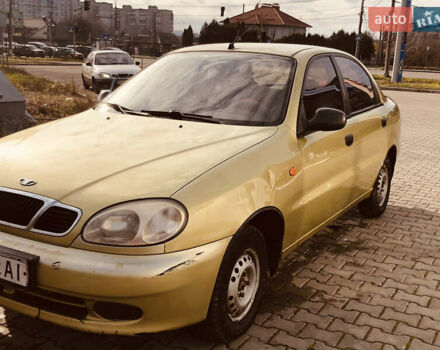 Жовтий Деу Ланос, об'ємом двигуна 1.39 л та пробігом 240 тис. км за 1700 $, фото 6 на Automoto.ua