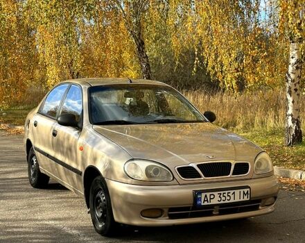 Желтый Дэу Ланос, объемом двигателя 1.5 л и пробегом 165 тыс. км за 1599 $, фото 2 на Automoto.ua