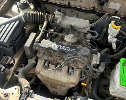 Желтый Дэу Ланос, объемом двигателя 1.5 л и пробегом 165 тыс. км за 1599 $, фото 12 на Automoto.ua