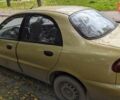 Желтый Дэу Ланос, объемом двигателя 1.5 л и пробегом 122 тыс. км за 2300 $, фото 2 на Automoto.ua