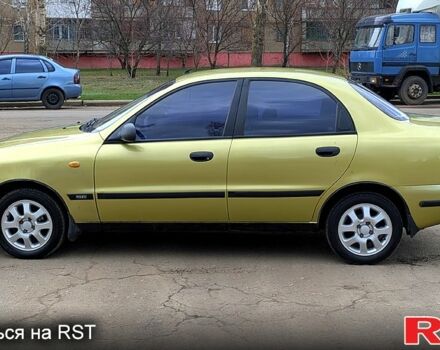 Желтый Дэу Ланос, объемом двигателя 1.5 л и пробегом 199 тыс. км за 3300 $, фото 1 на Automoto.ua
