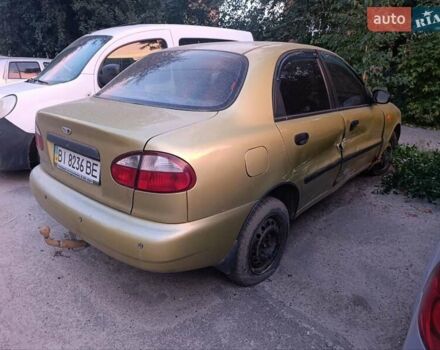 Желтый Дэу Ланос, объемом двигателя 1.6 л и пробегом 137 тыс. км за 1500 $, фото 3 на Automoto.ua