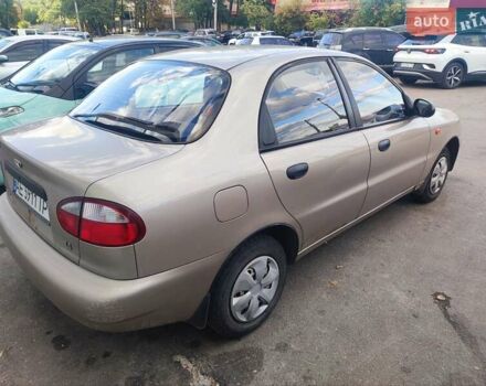 Желтый Дэу Ланос, объемом двигателя 1.39 л и пробегом 215 тыс. км за 2200 $, фото 5 на Automoto.ua