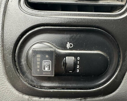 Желтый Дэу Ланос, объемом двигателя 1.5 л и пробегом 223 тыс. км за 1499 $, фото 13 на Automoto.ua