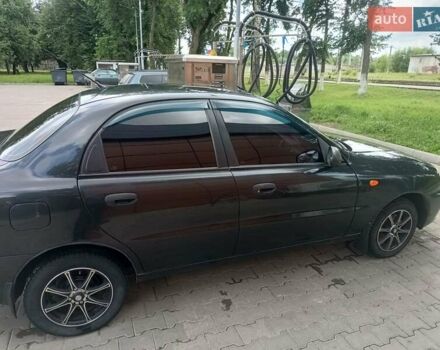 Желтый Дэу Ланос, объемом двигателя 1.5 л и пробегом 173 тыс. км за 3200 $, фото 1 на Automoto.ua